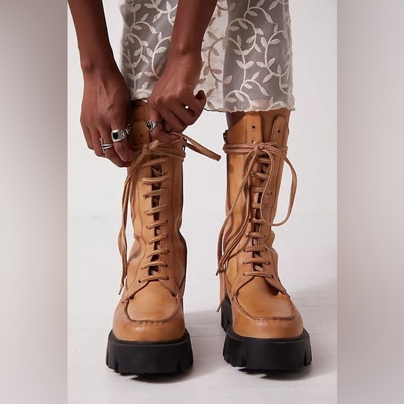 🆕 FREE PEOPLE | JONES LACE-UP BOOTS | MACADAMIA | SIZE: US 8 (EU 38.5) - Picture 7 of 12